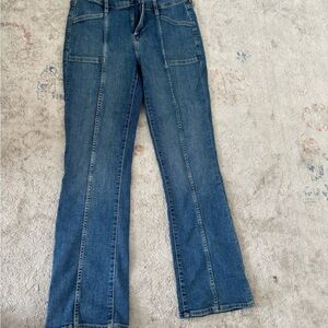 GAP Women's bootcut Jeans in Denim Blue